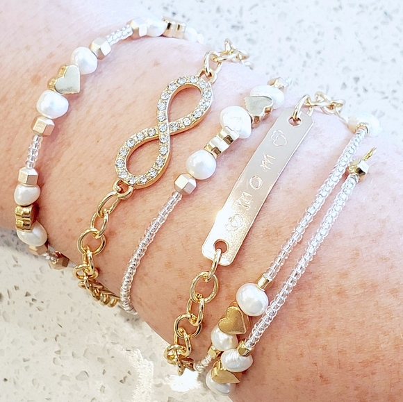 Gold Bracelet set - ♡Mom and Eternity - Picture 5 of 5